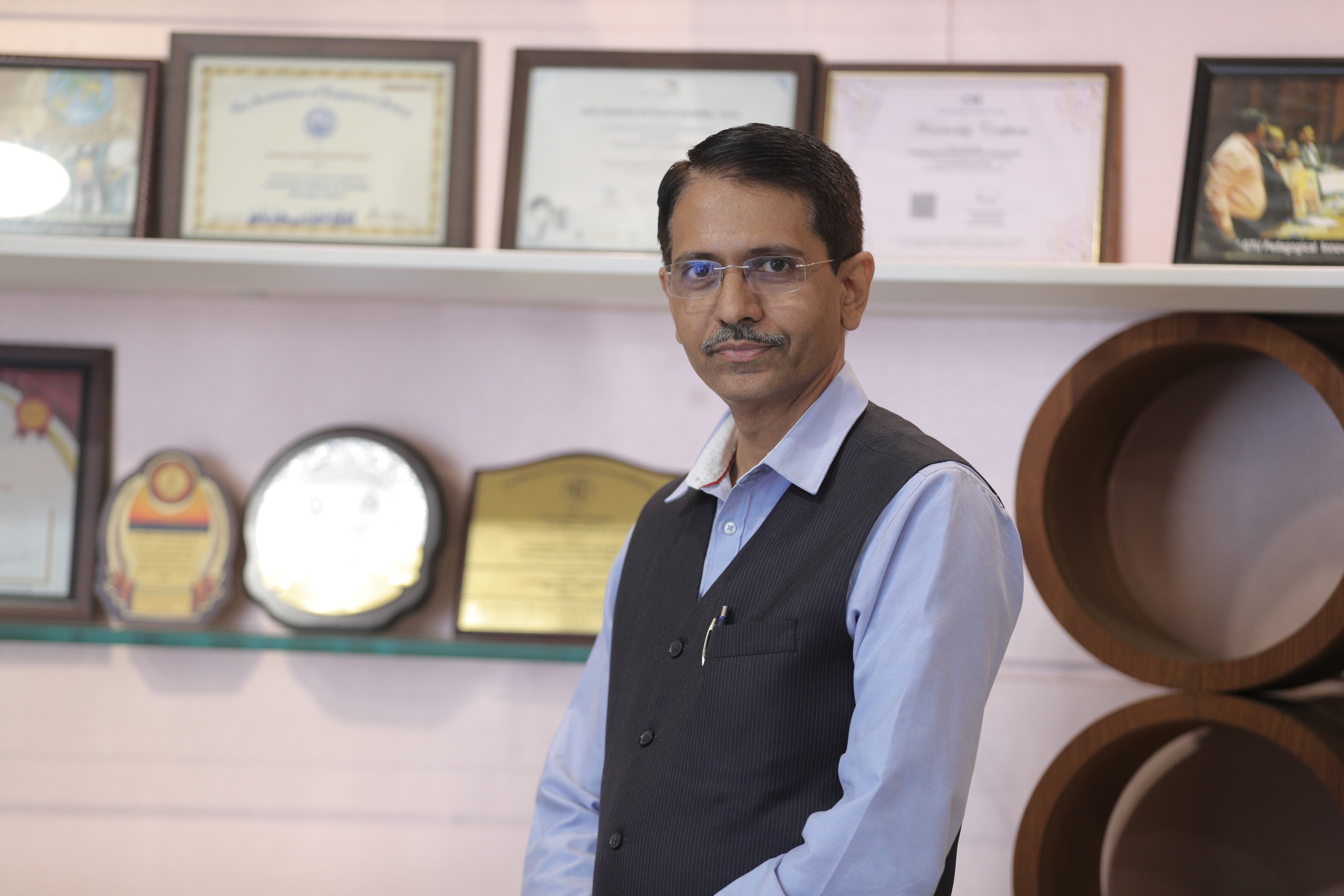 Umang Andharia - Biology Advisor